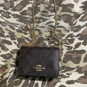 Coach mini wallet, brown.